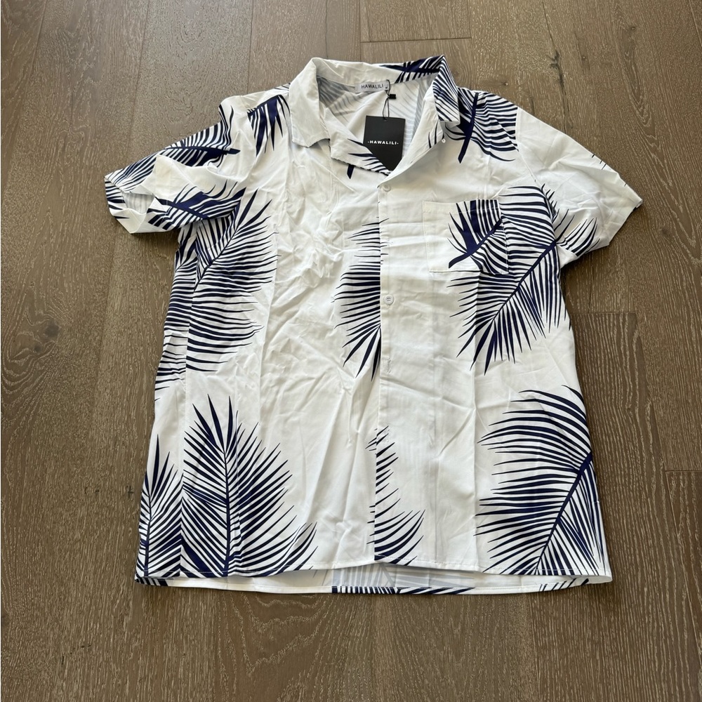 Hawalili button-down palm print top